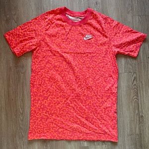 The Nike Tee All Over Print size XL